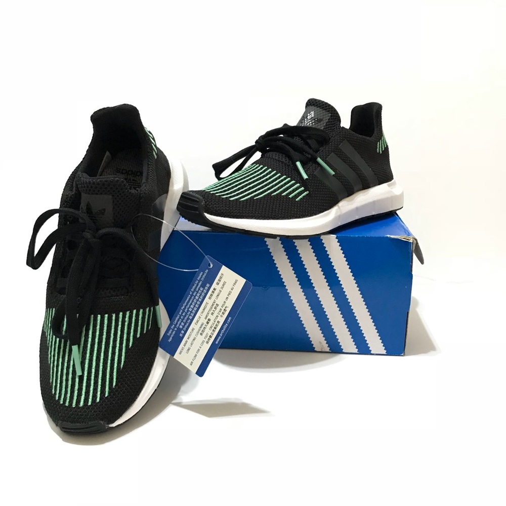 FIRM $ adidas swift run black & white shoes - Picture 4 of 5
